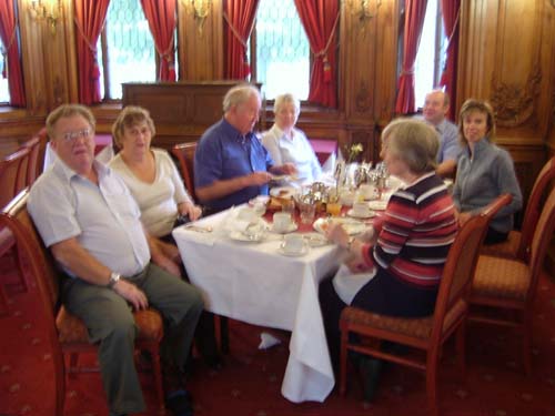 SU Breakfast Bill, Barbara, Den, Maureen, Graham, Hazel & Barbara